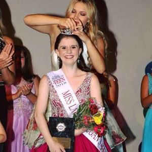 Meet your Posher, Sabrina